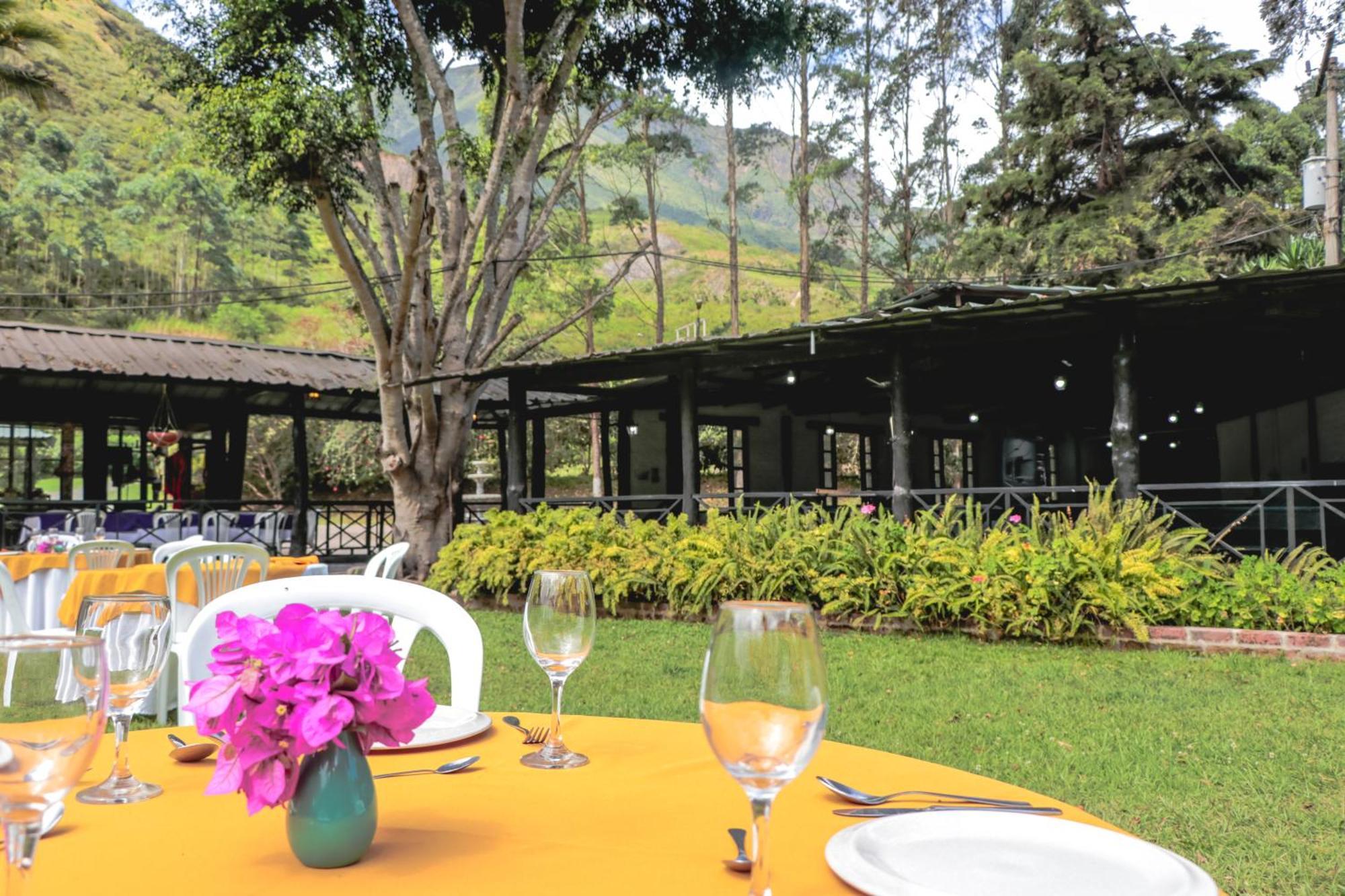 Hosteria La Eterna Primavera Huigra Dış mekan fotoğraf